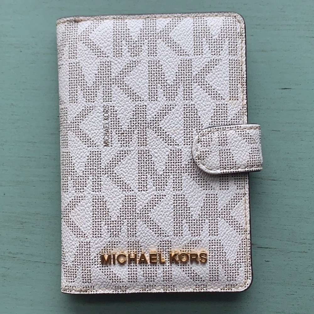 Michael Kors wallet/ passport holder